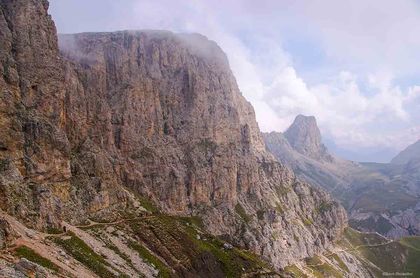 Trail to Alpe di Tires print