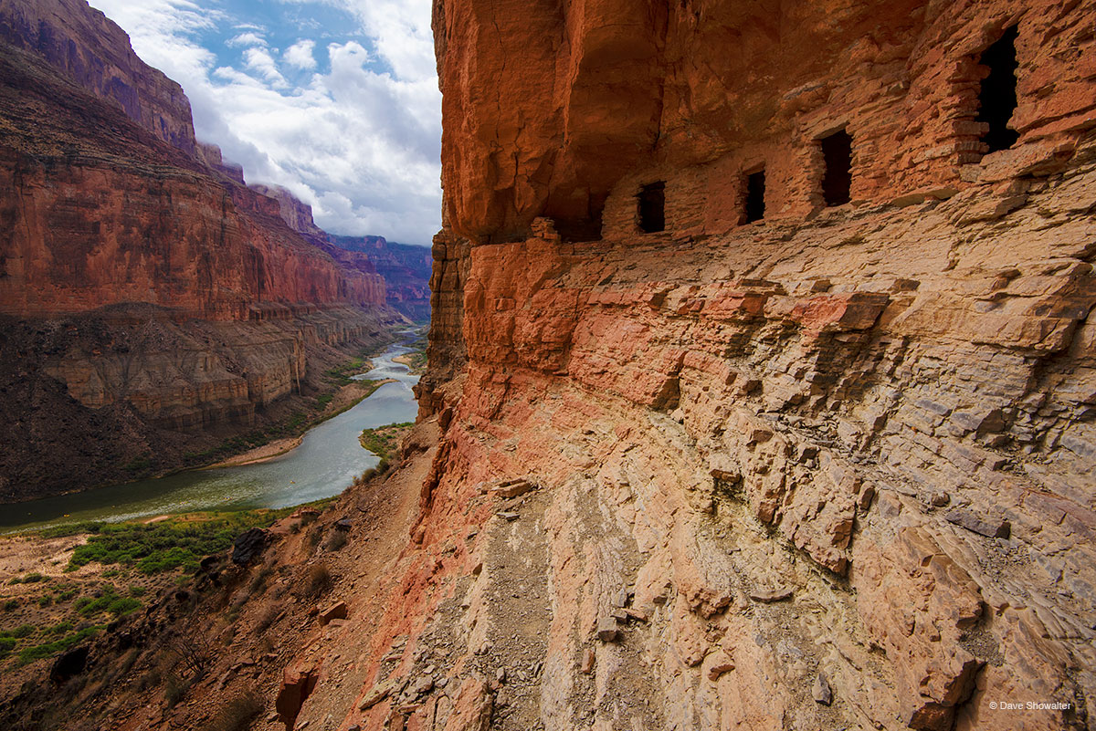 A sweeping view of the Colorado River from high on a cliff face at Nankoweap granaries. Ancestral Puebloans farmed the plateau...